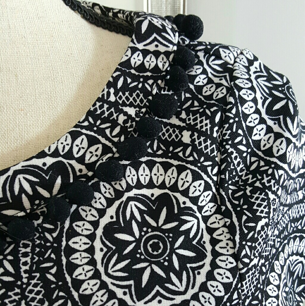 🎉 Talbots black white medallion pom-pom dress PS - Picture 3 of 8